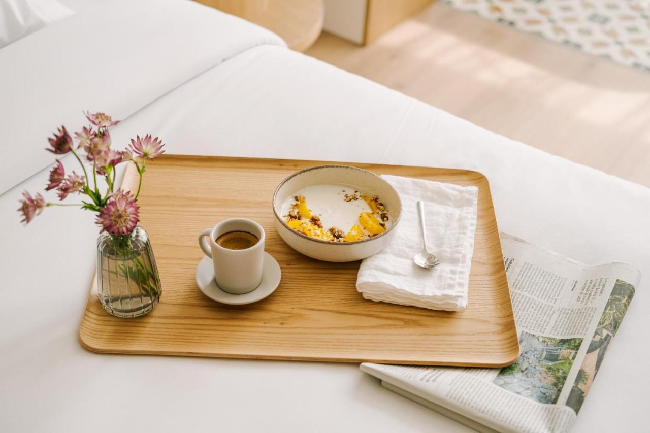 Paseo De Gracia Hotel, Sonder By Marriott Bonvoy Barcelona Room photo A bamboo tray