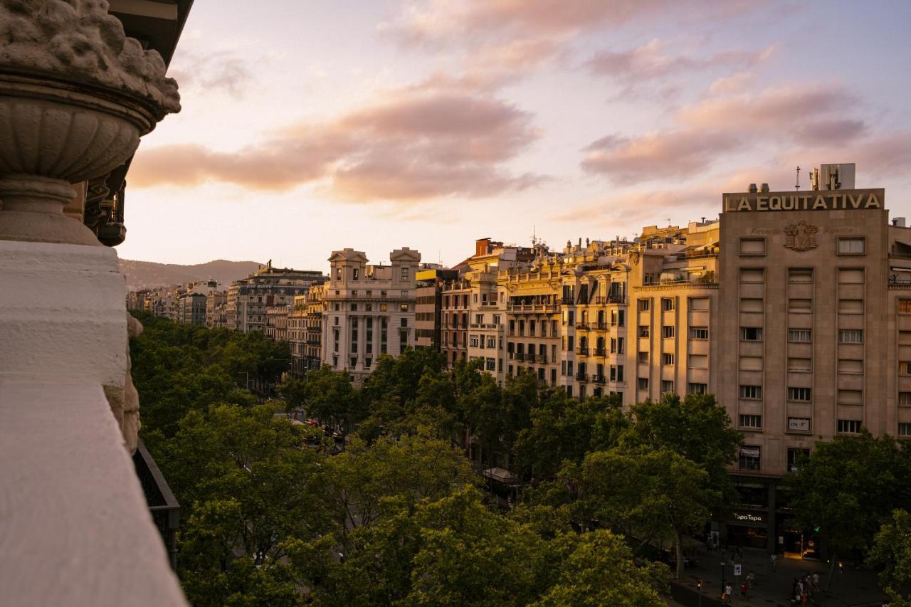Paseo De Gracia Hotel, Sonder By Marriott Bonvoy Barcelona Exterior photo View of the park